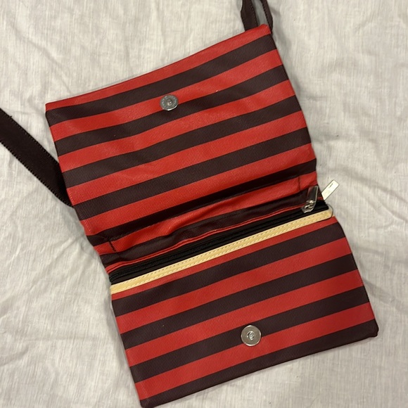 Lacoste leather adjustable side bag - Picture 2 of 3